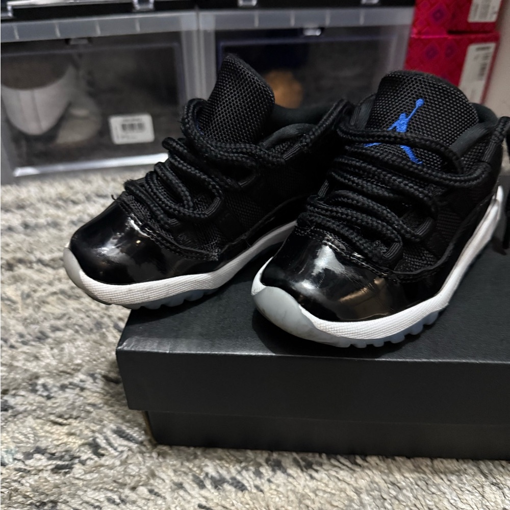 Jordan 11 toddler sneaker